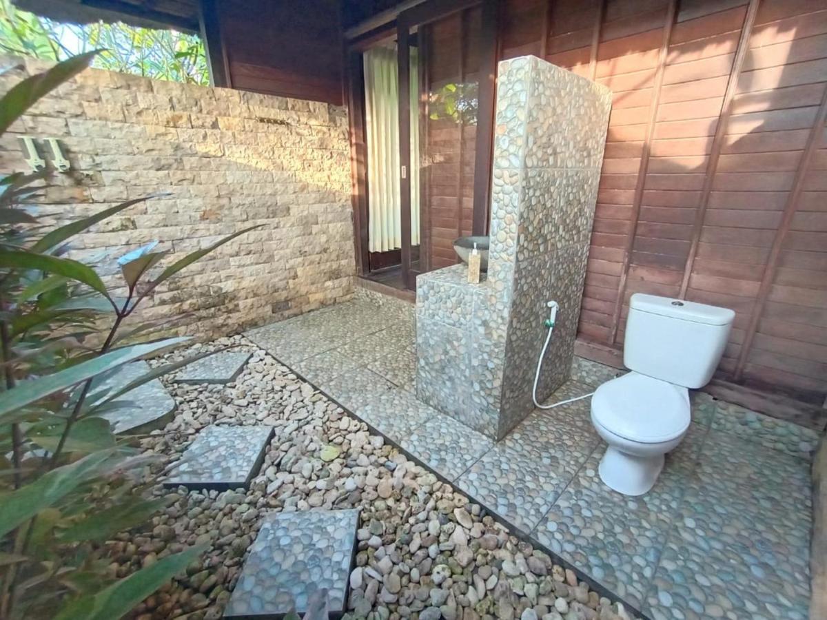 Rigils Lembongan Bungalow นูซาเลมโบงัน ภายนอก รูปภาพ