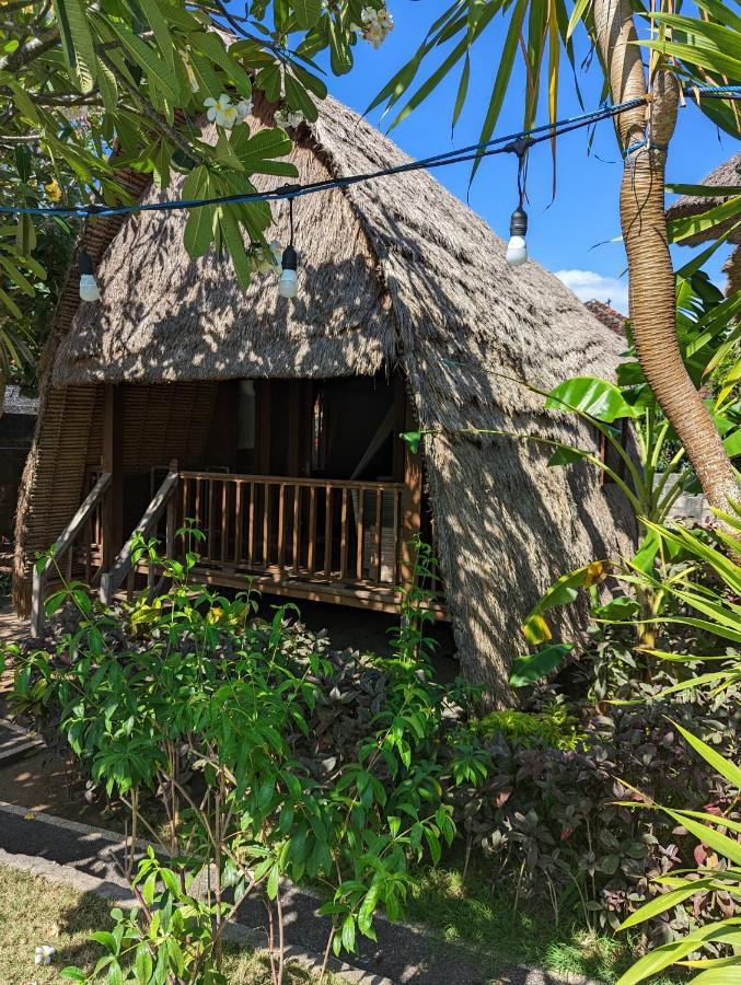 Rigils Lembongan Bungalow นูซาเลมโบงัน ภายนอก รูปภาพ