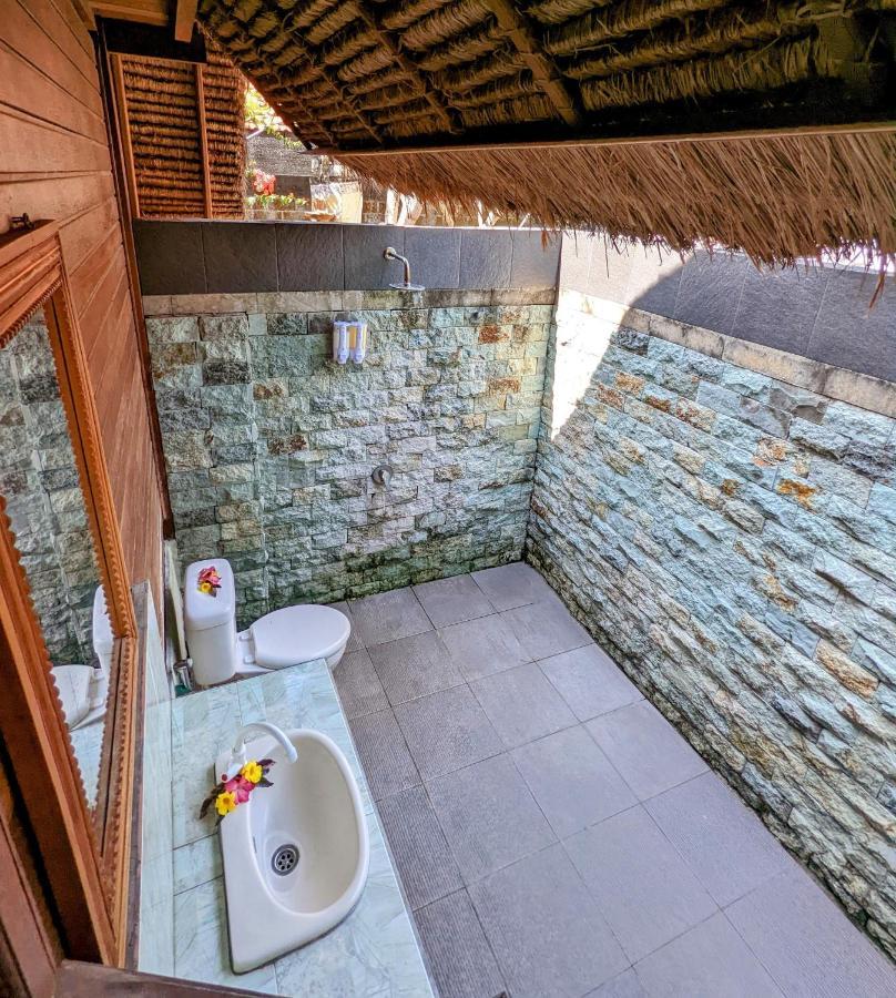 Rigils Lembongan Bungalow นูซาเลมโบงัน ภายนอก รูปภาพ